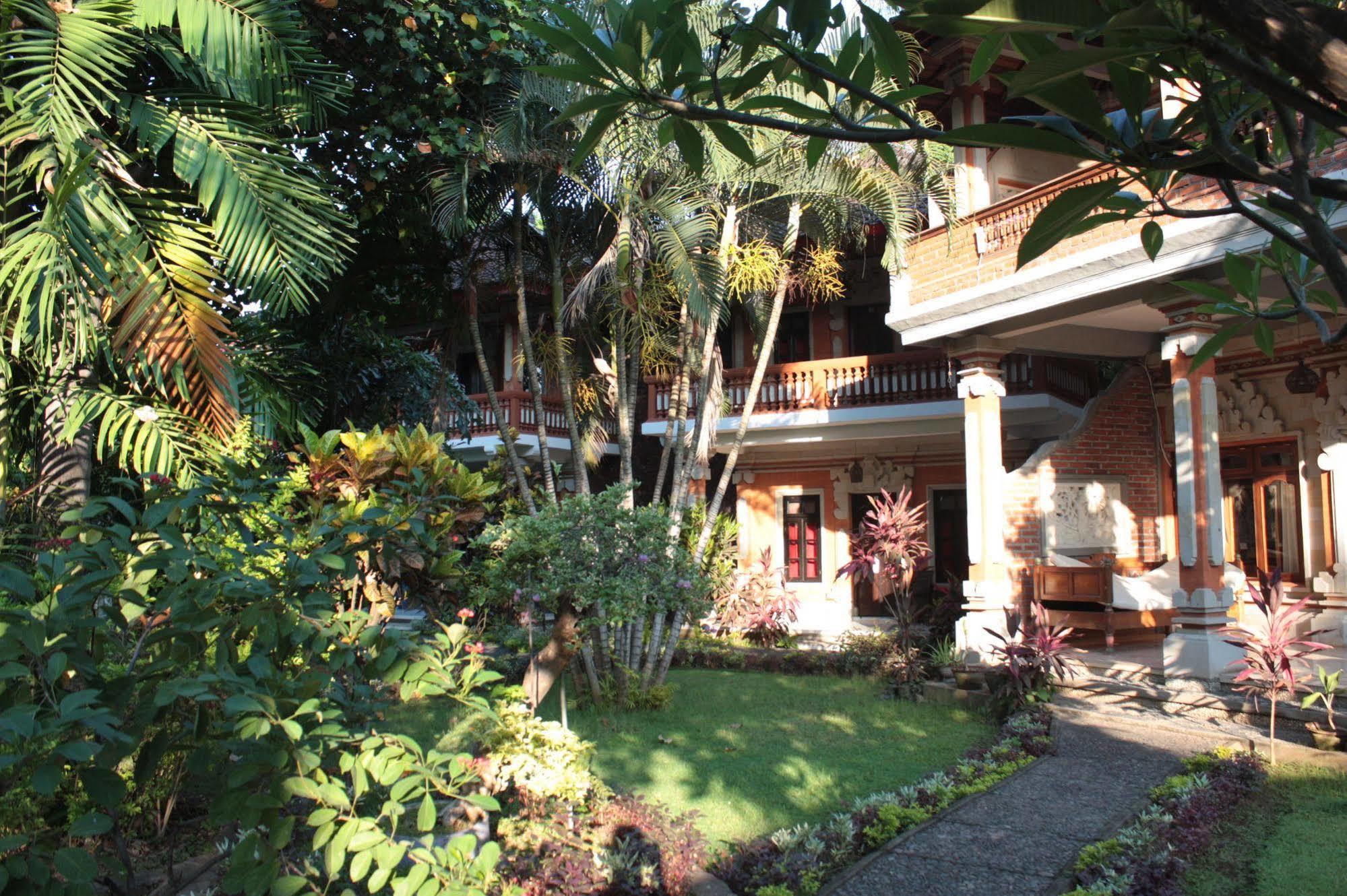 Rambutan Boutique Hotel Lovina (Bali) Exterior photo